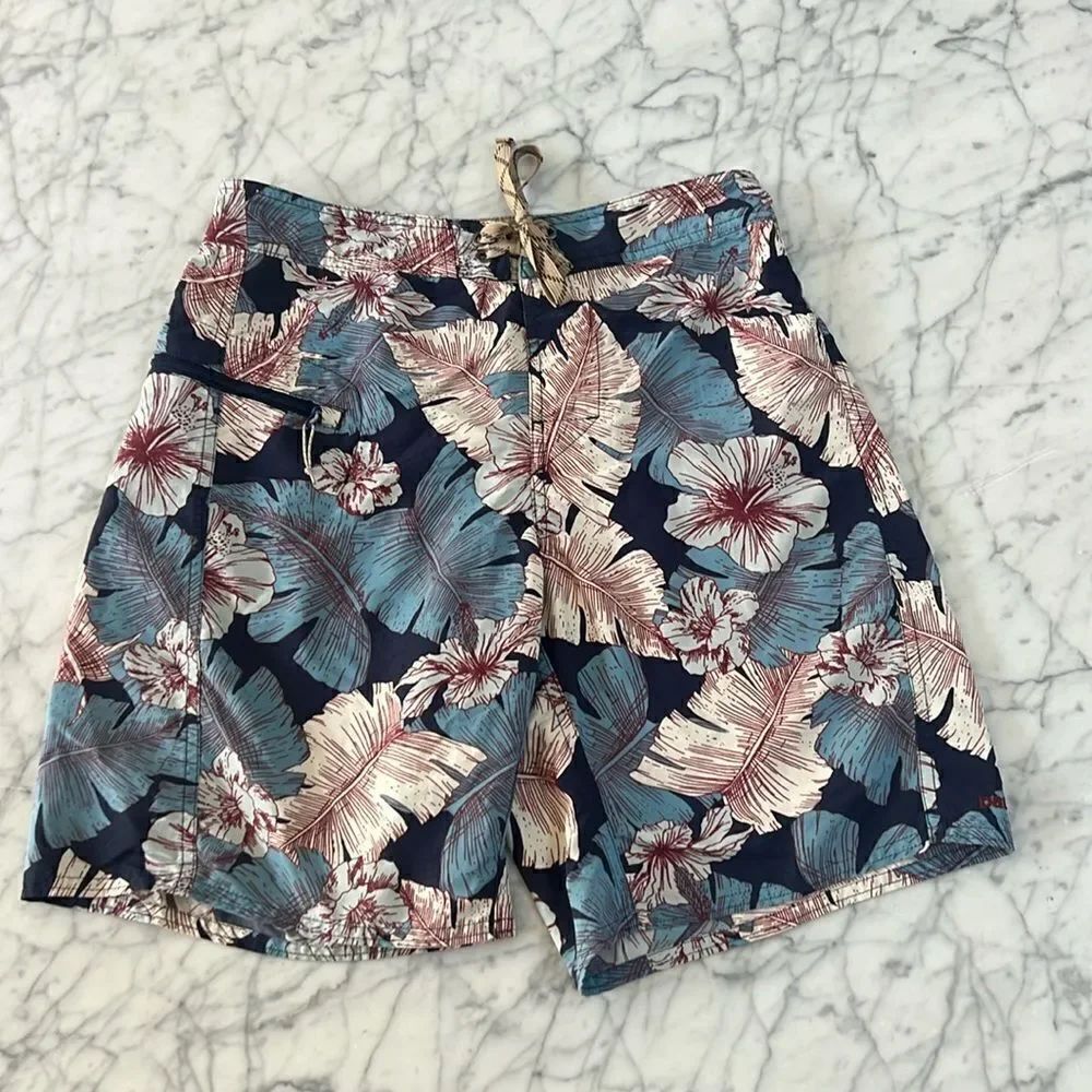 Patagonia Wavefarer Tropical Board Shorts Sz 28